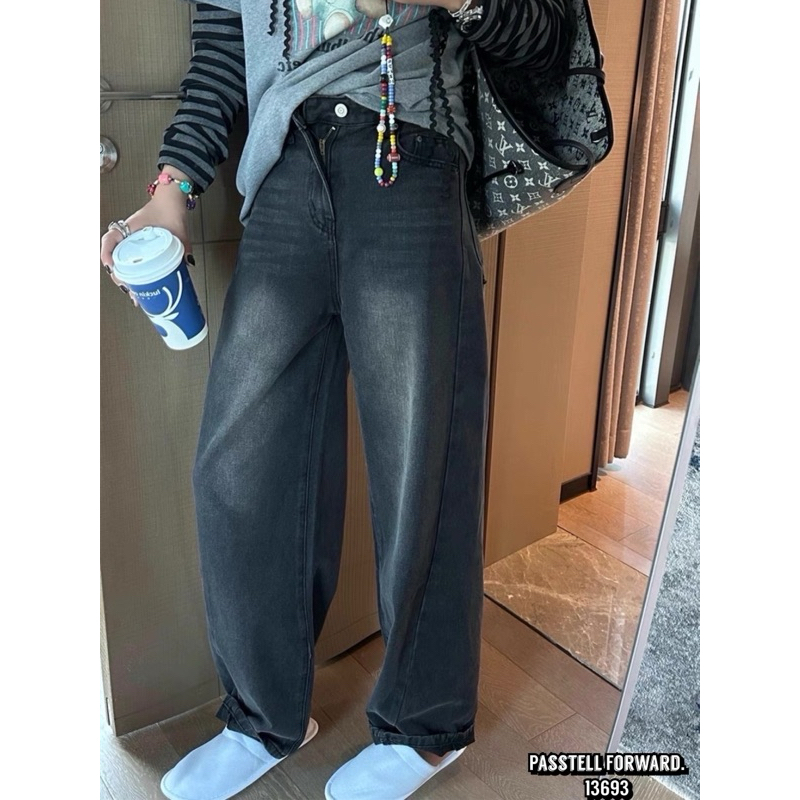 🇰🇷New🇰🇷  Korea black baggy denim jeans ยีนbaggyสีดำทรงสวย ดีมากค่า รุ่นนี้ แนะนำเลยนะคะ ใส่สวยมากค้า