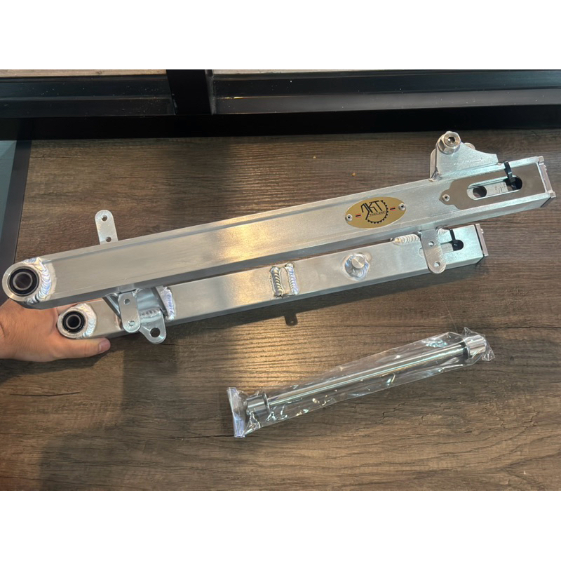 สวิงอาร์มมีเนียม Wave110i,125s,r,ปลาวาฬ บังโซ่ ไม่บังโซ่ เดิมมีทุกรุ่น [DKT]