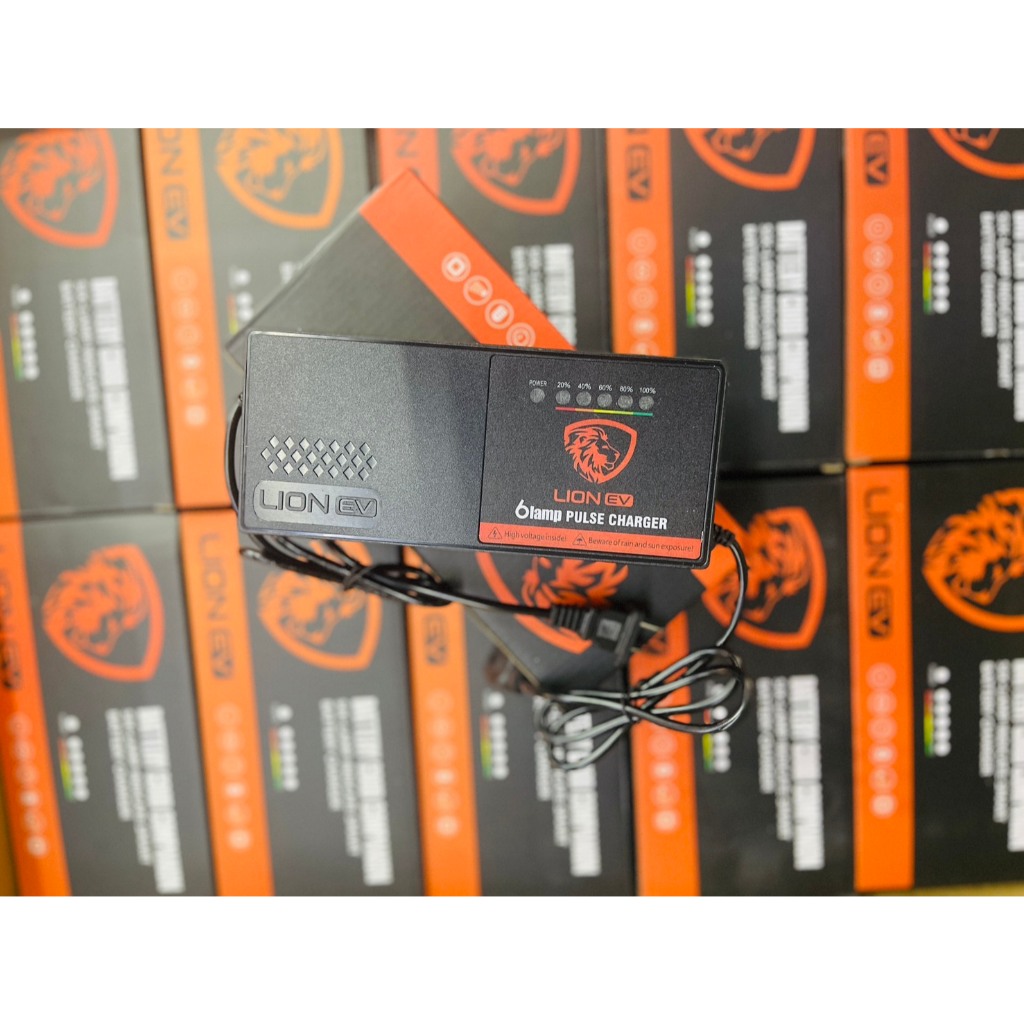 สายชาร์จ (Lion) 48V/12Ah สกู๊ตเตอร์ไฟฟ้า 48V/20Ah  รถสามล้อไฟฟ้า  (มีแถบบอกเปอเซ็นแบต)