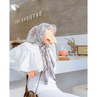 Vintage Garden Hijab ผ้าคลุม เนื้อผ้า Signature นุ่มเบาสบาย …