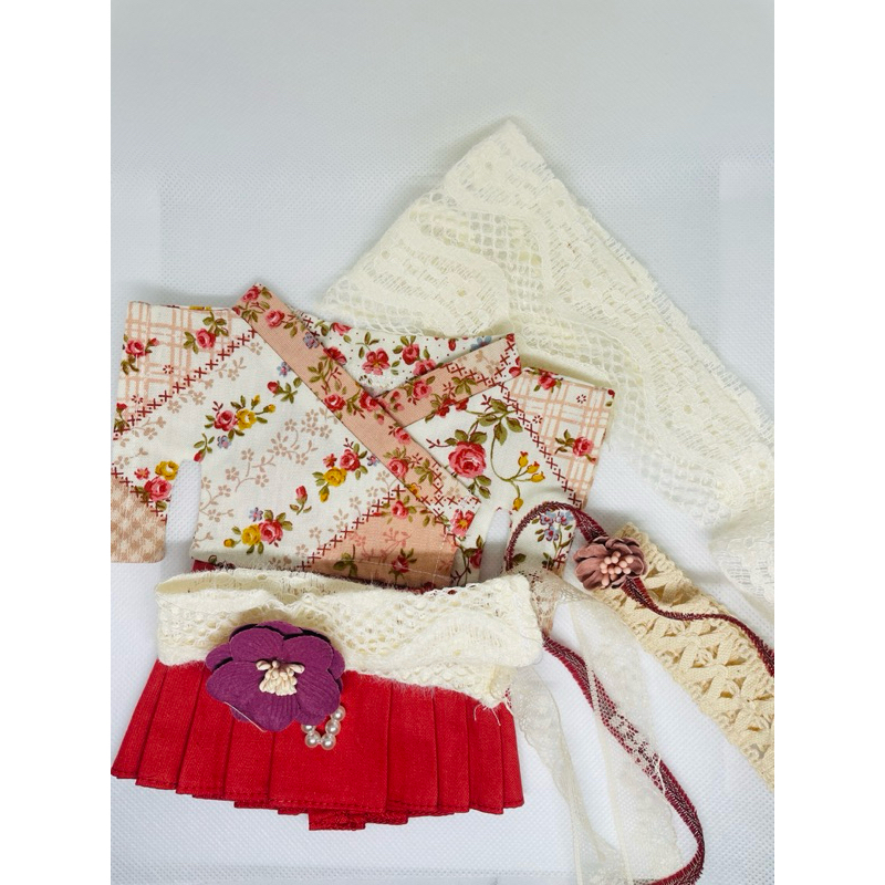 ชุดตุ๊กตา20cm พร้อมส่ง