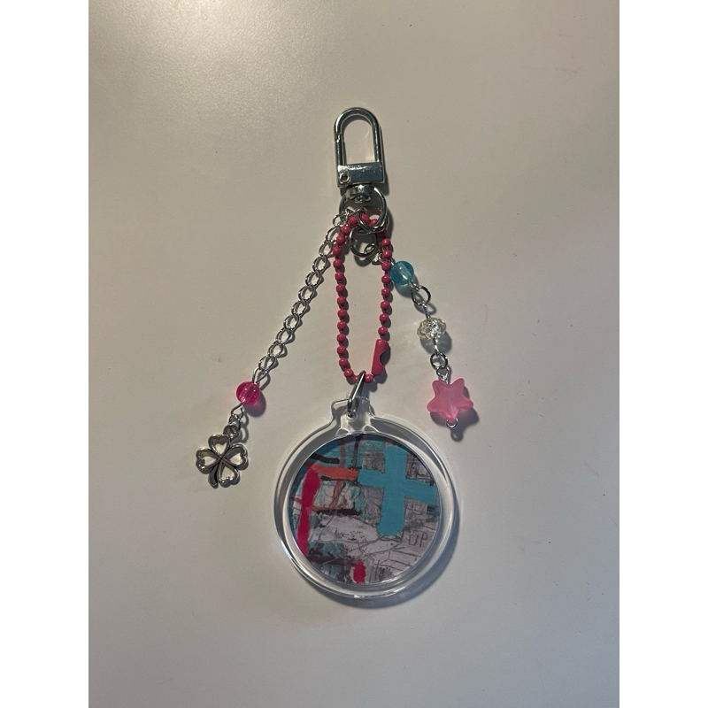 พวงกุญแจวง โซลิจูดอิสบลิส Solitude is Bliss band keychain