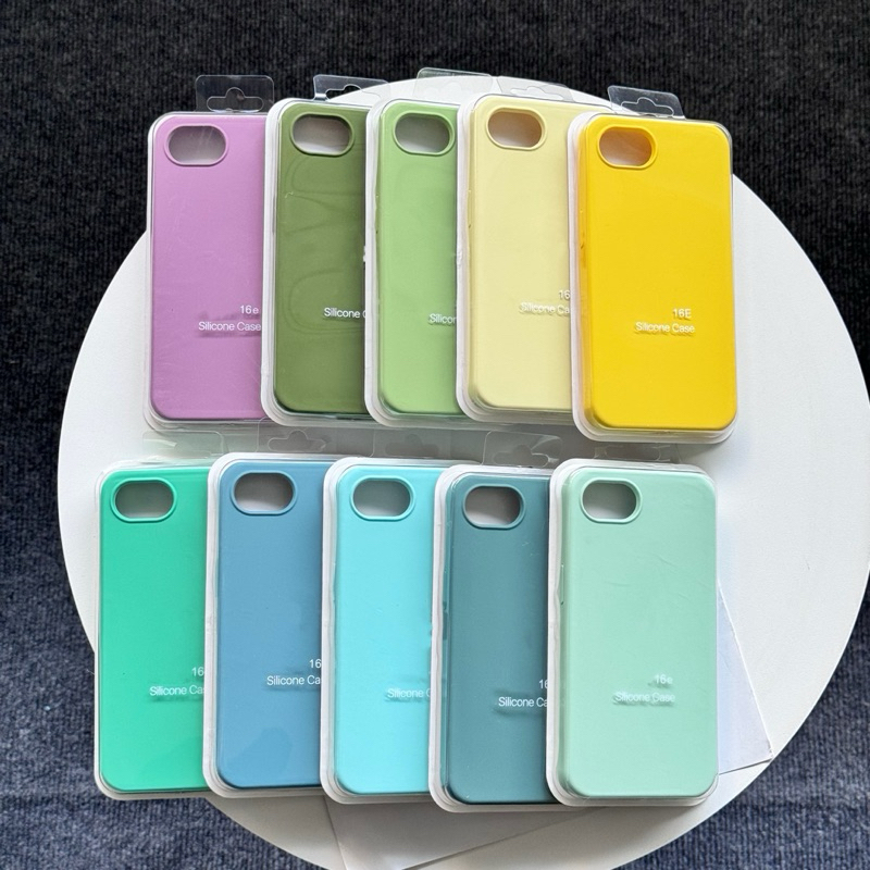 พร้อมส่ง** Caseไอโฟน16E 16 16plus 16promax 16proกำมะหยี่โลโก้  เนื้อซิลิโคน สีพื้น สำหรับรุ่นไอโฟน16