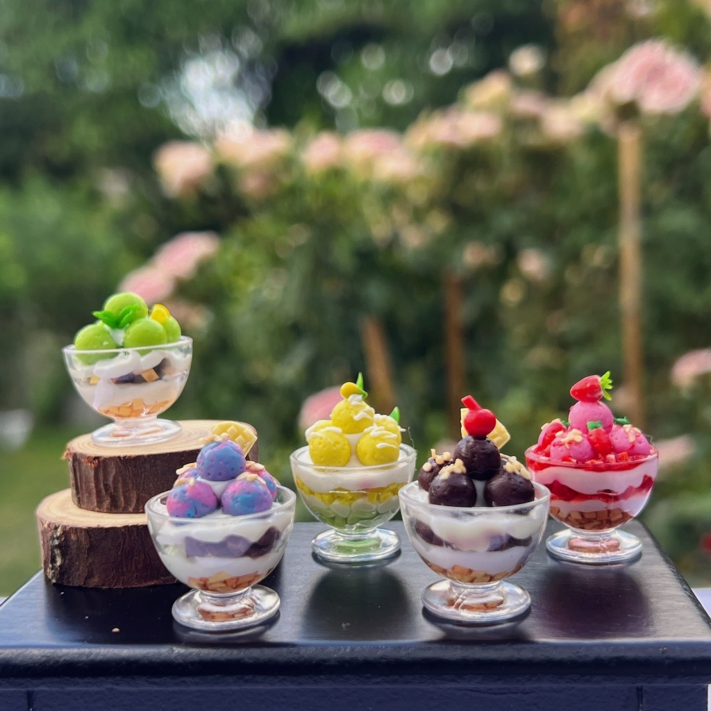 [ราคา / 1 ชิ้น ] ไอศกรีมจิ๋ว ไอศกรีม ไอศกรีมดินปั้นจิ๋ว ถ้วยไอศกรีมจิ๋ว งานน่ารักๆ  #ของจิ๋ว #miniature
