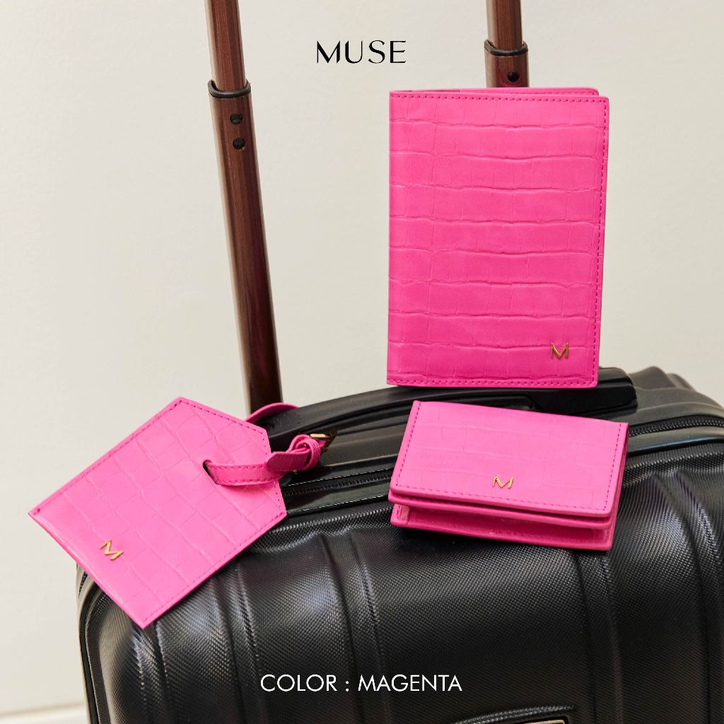 MUSE - Passport Holder