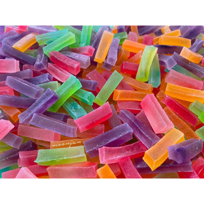 วุ้นกรอบสติ๊ก พร้อมผงจี๊ด