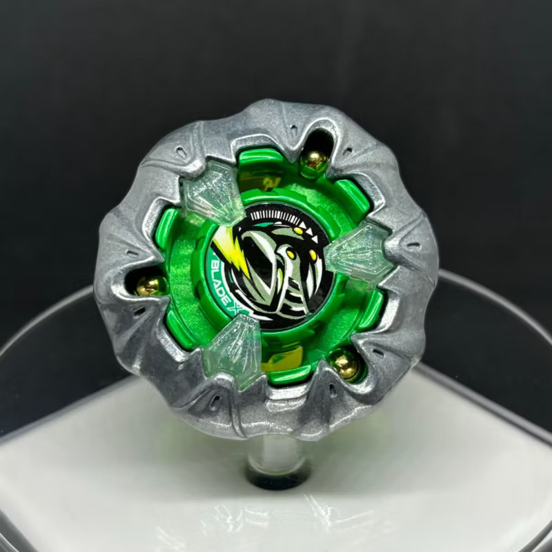 Beyblade X / Blade Knight Mail / มือหนึ่ง มือสองของแท้ / (เฉพาะเบลด)