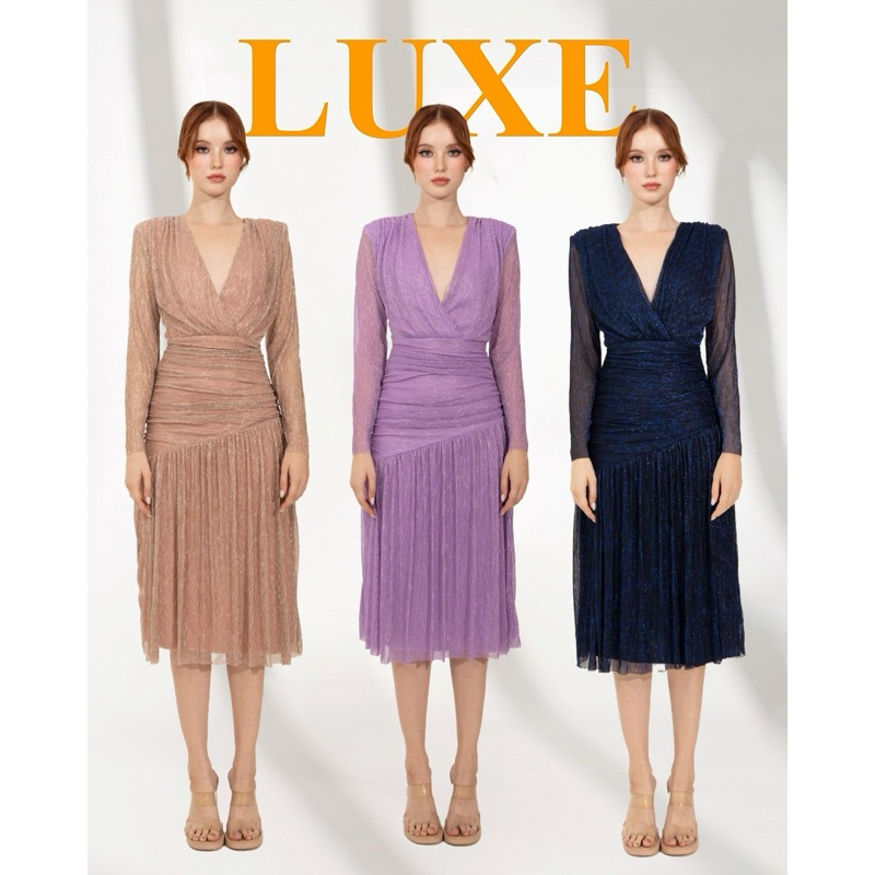 M8 Luxe Dress เดรสคอวีแขนยาวกระโปรงจับเดรป สีพื้น สำหรับผู้หญิง ชุดออกงาน ไซส์ S-XL