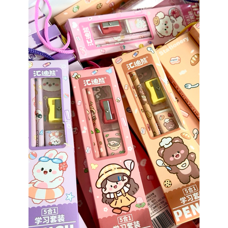 🌸พร้อมส่ง🌸ดินสอกล่อง 5in1ลายน่ารักสดใส คละสี