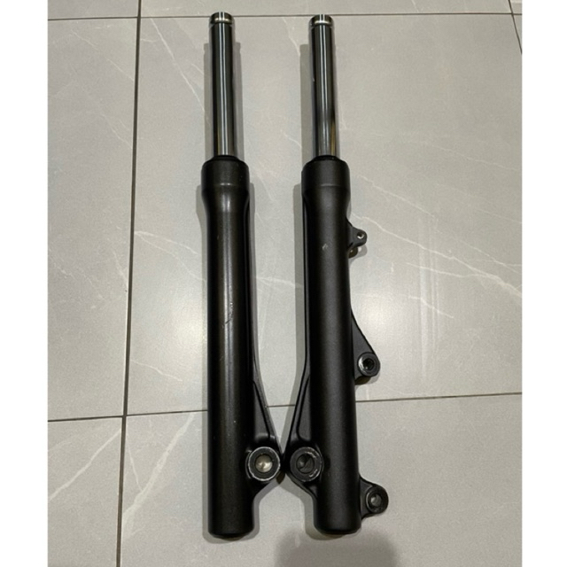 โช้คหน้า ชุดโช้คอัพหน้าแท้[มือ2] HONDA คลิก-150 click150i คลิก125i รหัส 51400-K59-T11 51500-K59-T11