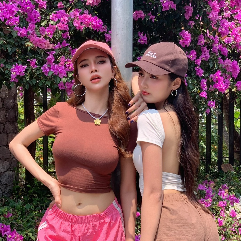 Spicy Crop เสื้อครอปสองสไตล์ (4025) - รูปที่ 4