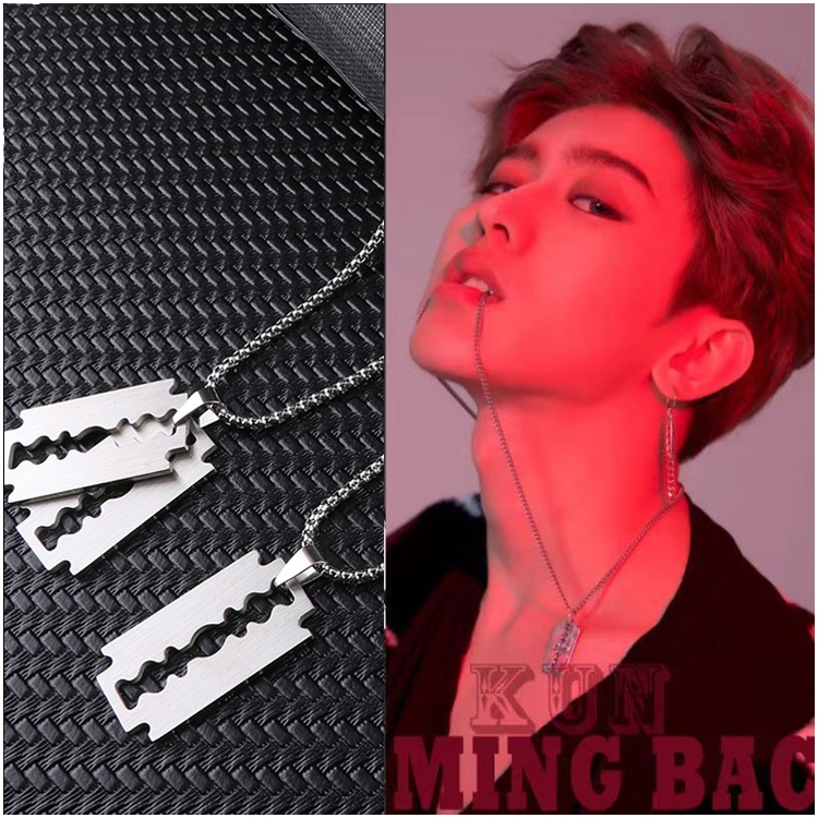 สร้อยคอ ใบมีดโกน Silver Color Stainless Steel Razor Blades Pendant Necklaces Men Jewelry Steel Shaver Shape Necklace