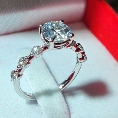 แหวนเพชร แหวนหมั้น Lab Diamond Ring 1 ct D VVS2 Round Fancy Solitaire Ring - White Gold 9K IGI Certi