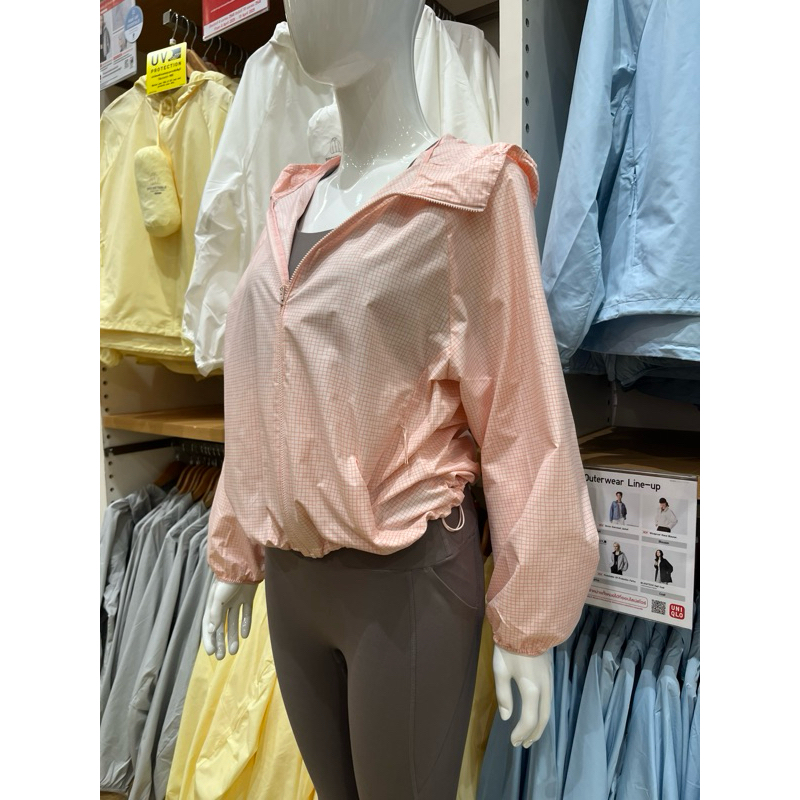 เสื้อแขนยาวกันยูวี เสื้อฮู้ตพาร์ก้า ผ้าบางเบา💕🧸ส่งฟรีรับหิ้วของแท้จากช็อปUniqlo ได้ถุงช้อปฟรี