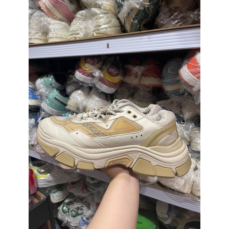รองเท้ามือสองแบรนด์ Nerdy size42//27cm.