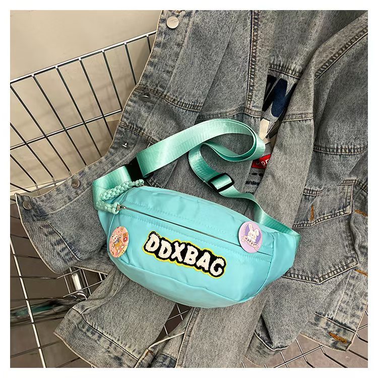 B-1613🔥พร้อมส่ง กระเป๋าคาดอก สไตล์เกาหลี เรียบง่าย แฟชั่นมาใหม่ฮิตมากตอนนี้ แฟชั่นฤดูใบไม้ผลิ มีซิปDDXBAG(มีเข็มกลัด2ใบ)