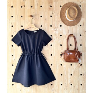 🎈✨เดรสจูเน่ ช่วงเอวปรับรูดได้ มีซิปซ่อนด้านหลัง แต่งอะไหล่ทอ…