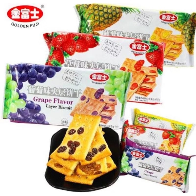ขนมปังกรอบ รสองุ่น สตรอว์เบอร์รี่ สัปปะรด Biscuit Fruity ห่อขนาด140กรัม