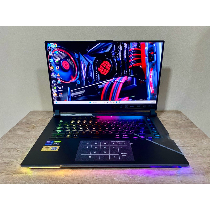 ขาย โน๊ตบุ๊ค Asus Gaming ROG STRIX SCAR 15 G543ZW-HF160W Core i9-12900 CPU 2.50 GHz RAM 32 GB SSD 1T