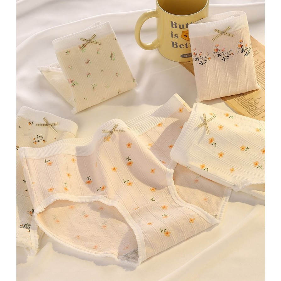 E85 กางเกงในลายดอก มีโบว์ แต่งขอบ กางเกงในน่ารัก กางเกงในผ้าคอตตอน ใส่สบาย เนื้อผ้านิ่ม ไม่อึดอัด ไม