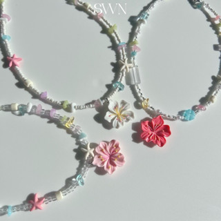 (พร้อมส่ง) 🌸 สร้อยลูกปัด จี้ดอกชบา รุ่น summer สีสันสดใส ใส่…