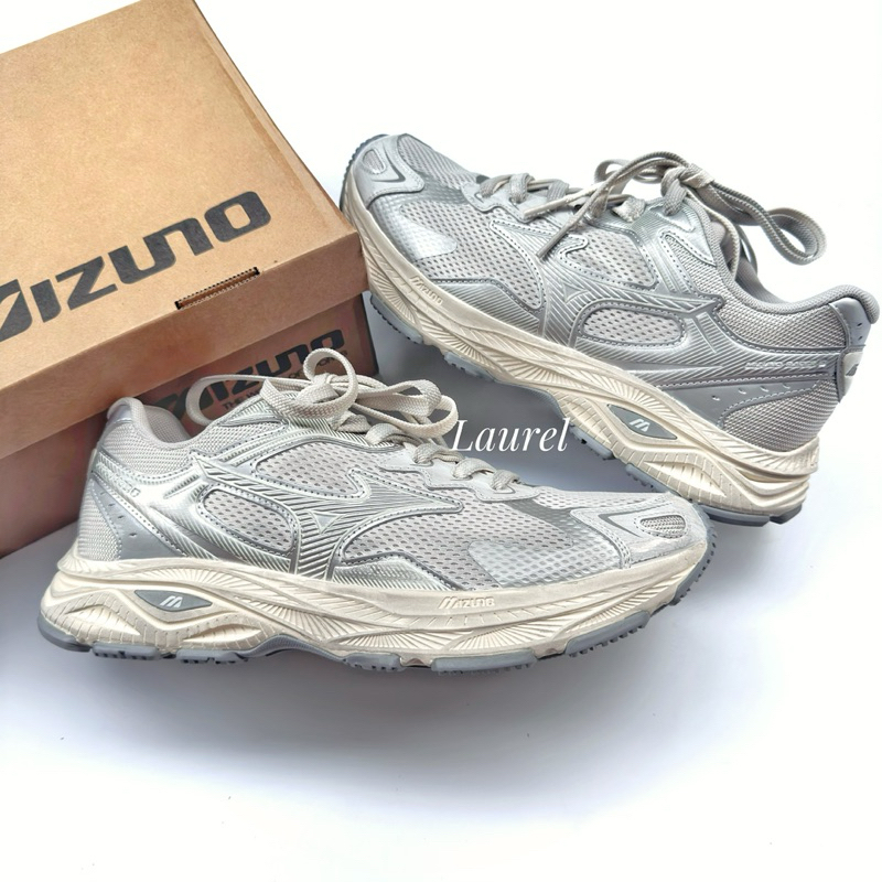 Mizuno Racer S - Vintage Grey Silver ของแท้💯 พร้อมส่งที่ไทย
