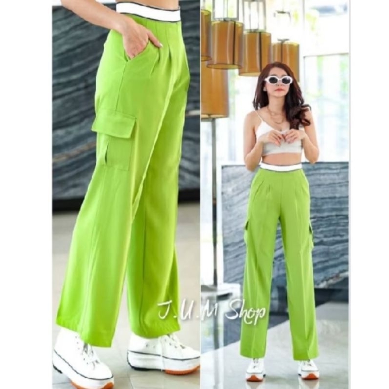 กางเกงเอวสูงทรงช่างแต่งกระเป๋า2ข้างแต่งแถบผ้าดีมาก ซิปหลังแบรนด์ไทยป้ายj.u.m shop