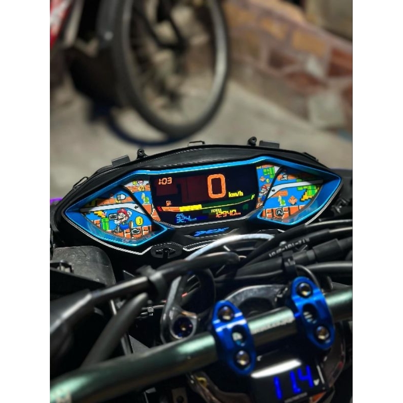 สติ๊กเกอร์ จอLED PCX 2021-2025 สีเข้ม คมชัด ติดง่าย สะดวก ต้องงัดหน้าจอ (เฉพาะสติ๊กเกอร์เท้านั้น) ราคา ถูกที่สุด ดีลบีเคเค แกลเลอรีภาพที่ 4