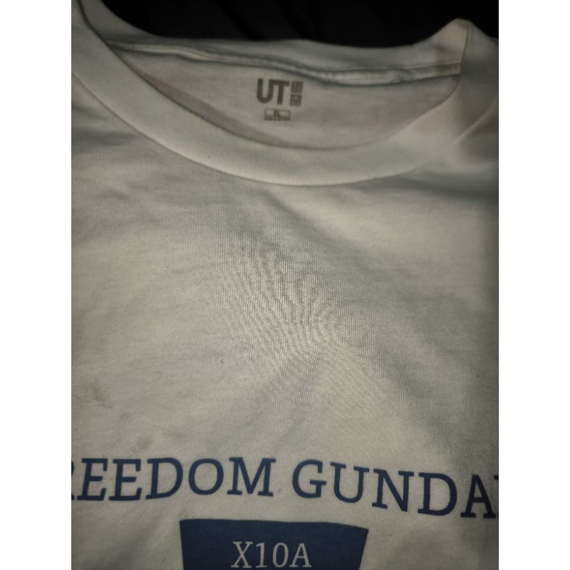 Uniqlo x gundam มือสอง