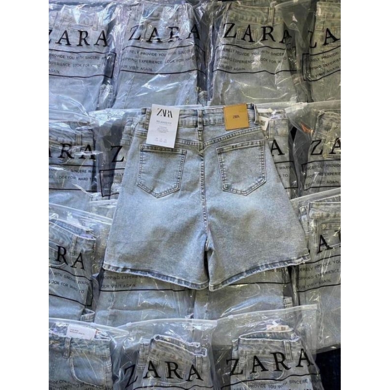 กางเกงยีนต์ "Zara" ขาสั้น💯