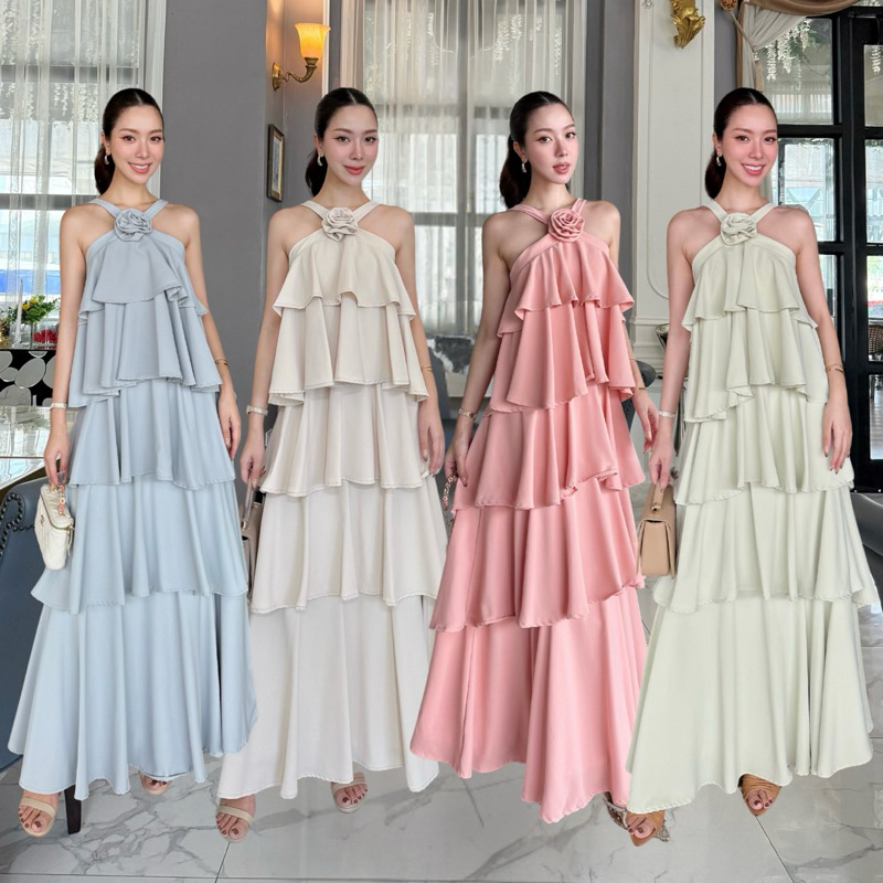 NOOZZSHOP 6911405 เดรสยาวผ้านุ่มลื่นใส่สบาย ระบายห้าชั้น มีดอกไม้ตรงกลางคอ