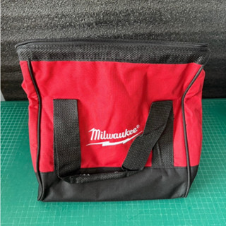 กระเป๋าอเนกประสงค์ Milwaukee ใบเล็ก  Size S