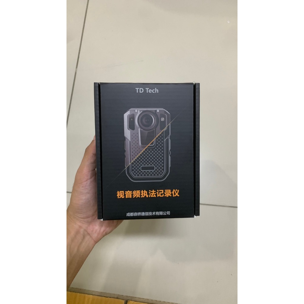 TD TECH - EC006 4G Surveillance Body Worn Camera 32gb
