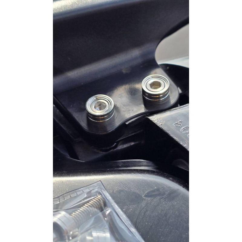 กันตกW125iบังลม -W110 i( 1ชุด น๊อต4+บูท4 )สแตนเลสเฟือง+สนาม+เจาะดอกไม้ มีหลายตัวเลือก