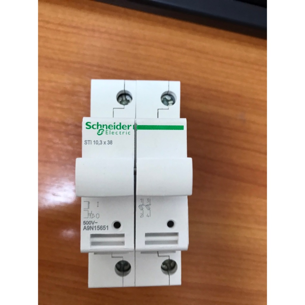 "Schneider" ฐานฟิวส์ A9N15651 25A 2P 10.3x38mm. (ราคาต่อ1 ชิ้น) *** สามารถออกใบกำกับภาษีได้ ยอด ขั้น