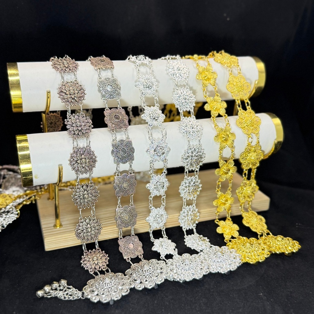 เครืองประดับโบราณเข็มขัดดอกไม้อีสานชุดล้านนาไทหัวเข็มขัดเงินโบราณสีทองthai belts