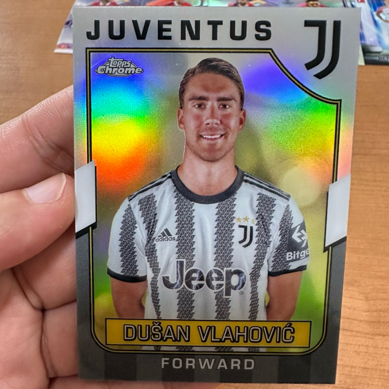 การ์ดสะสมฟุตบอลสะท้อนแสงทุกใบรวมทีมแมนยู ลิเวอร์พูล อาเซน่อล บาเซโลน่า รีลมาดริด และดาวดังมากมาย - รูปที่ 7