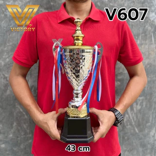 ถ้วยรางวัลVictory โลหะ สี ทูโทนเงินทอง รุ่นV606-V609