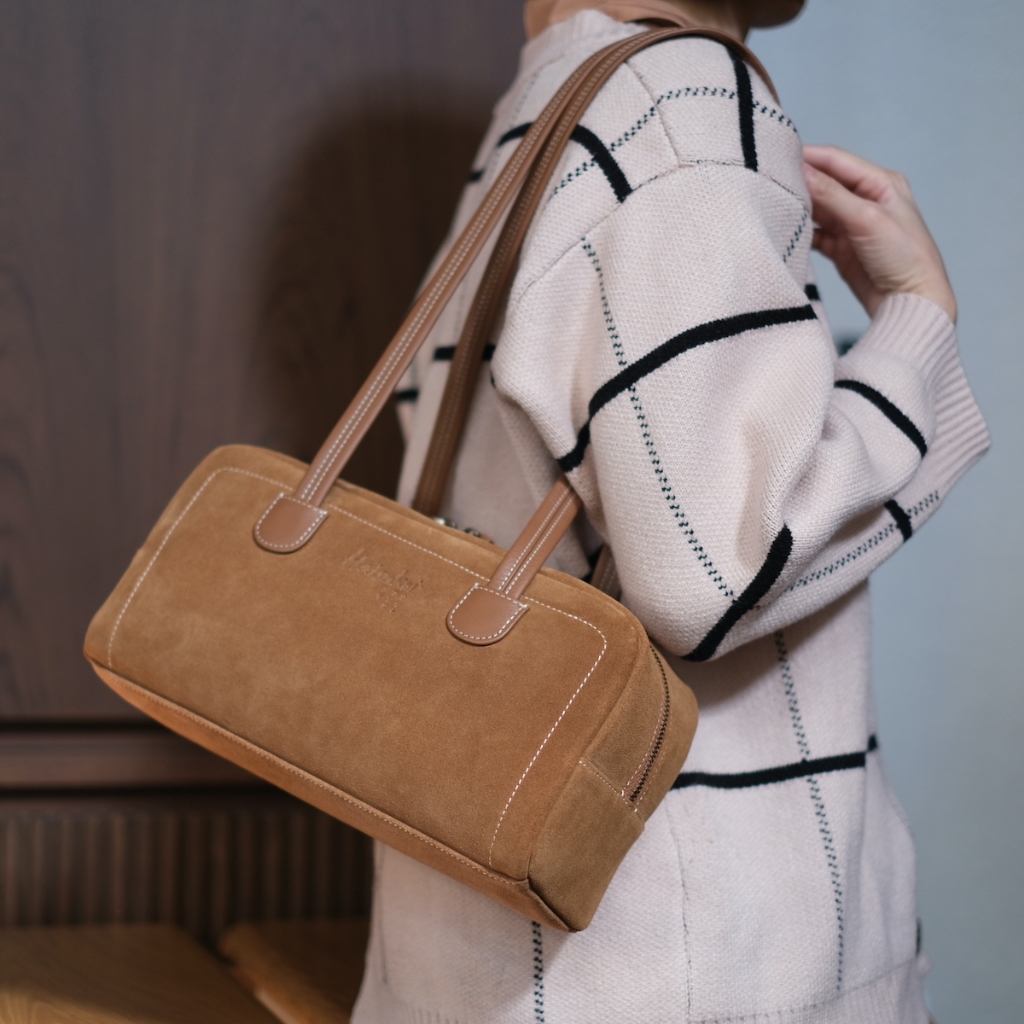 NEW!! ใหม่ล่าสุด กระเป๋าขึ้นไหล่ หนังวัว นุ่มและเบาสุดๆ Musubi by Hatsukoi Leather Bag