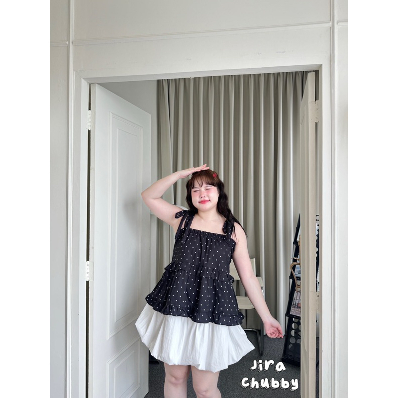 (ส่วนลดvideo/มีส่งด่วน!🔥) Yujin Top💖🎀🌷(JR) เสื้อสายเดี่ยวผูกโบว์ที่ไหล่ลายจุดน่ารัก สาวอวบไซส์ใหญ่ (อก-52) - รูปที่ 4