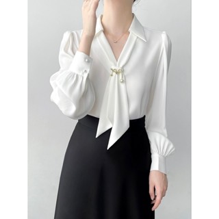 เสื้อแขนยาวผ้าแฟชั่น เนื้อดีนิ่มพริ้ว คอวีปกเชิ๊ต มาพร้อมไทด…