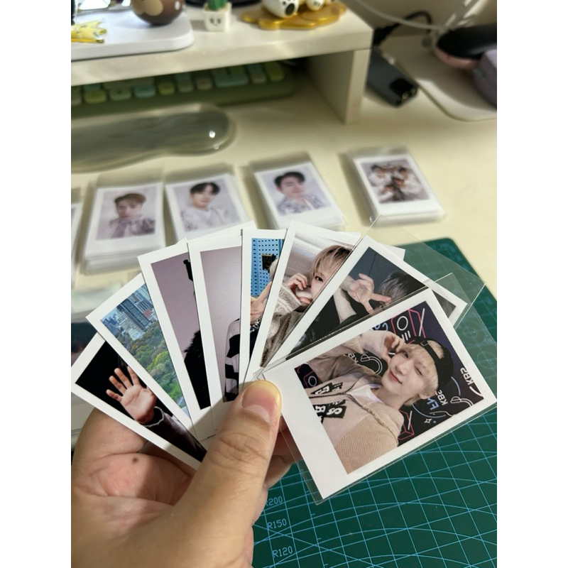 ปริ้นรูป Polaroid(โพลารอยด์) ขนาด 2x3 เริ้มที่ 1 บาท ขั้นต่ำ 12 รูปเพิ่มจำนวนที่ละ 4 รูปนะคะ เวลา 1-3 วันในการจัดทำ