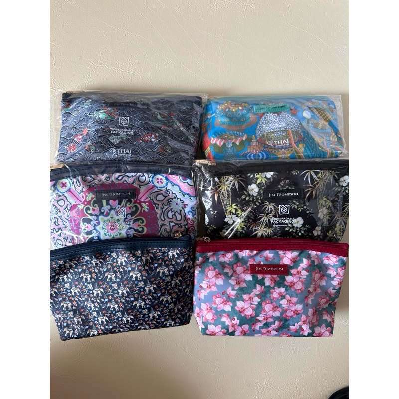 Jim Thomson Thai Airways Business Class Amenity Bag Kit  Sirivannavari กระเป๋าเครื่องสำอางค์ สายการบ