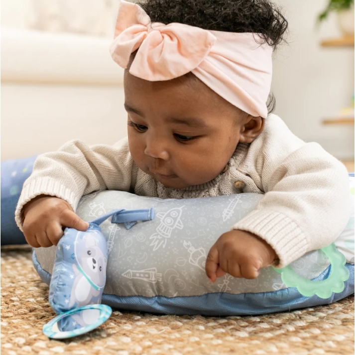 Infantino : 2-IN-1 TUMMY TIME & SEATED SUPPORT – หมอนเกลียวฝึกนั่ง,ฝึกชันคอ ราคา ถูกที่สุด ดีลบีเคเค แกลเลอรีภาพที่ 8