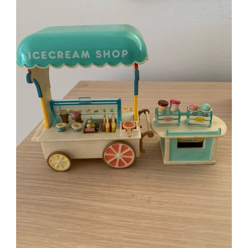 สินค้ามือสอง💥  Slyvanian Families ร้านไอศครีม 🍦🍦จากญี่ปุ่น 🇯🇵