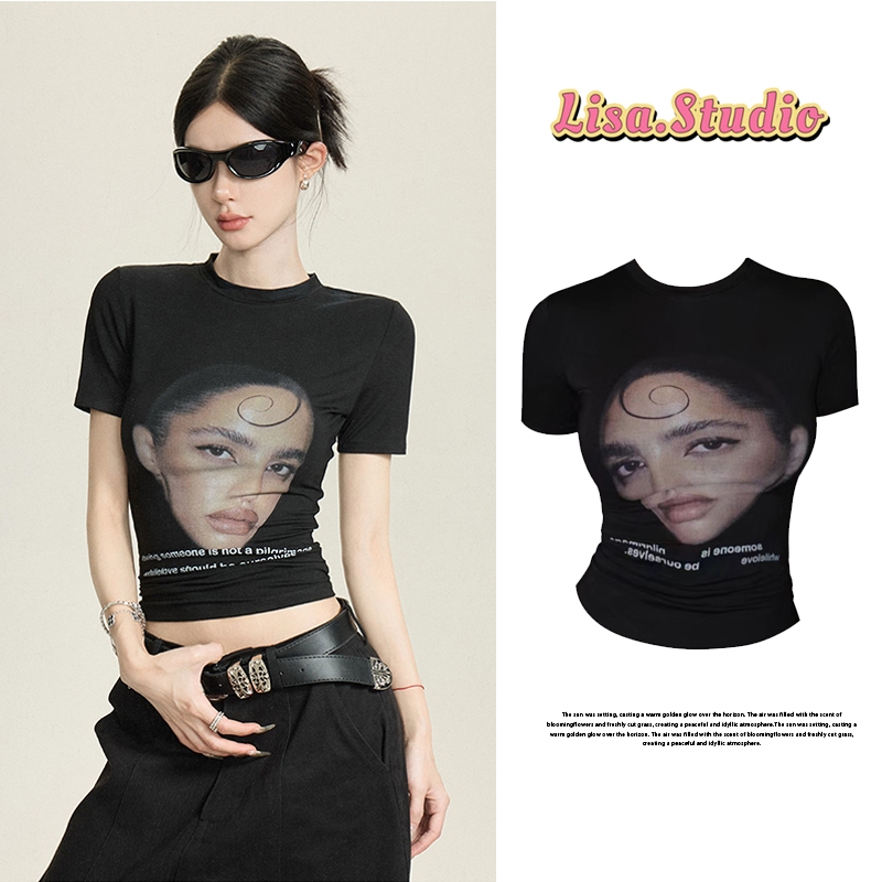 Lisa👽พร้อมส่ง👽เสื้อยืดสีดำ เสื้อครอปY2K baby tee เสื้อเบบี้ทีทรงรัดรูป ใส่แท่ๆ เสื้อยืดคอกลมแขนสั้น เอวลอย สาวอ้วนใส่ได้