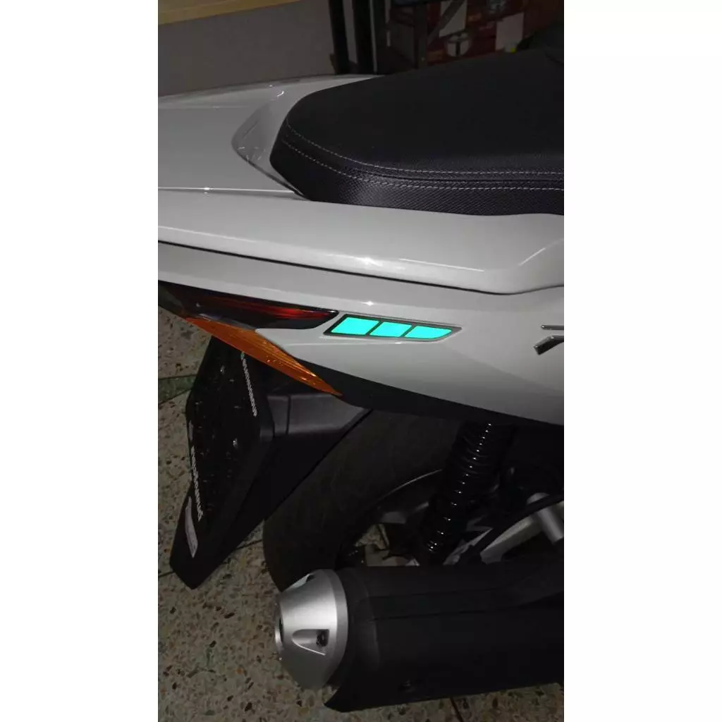 สติ๊กเกอร์แต่งใต้กันตกท้าย PCX 160 2025
