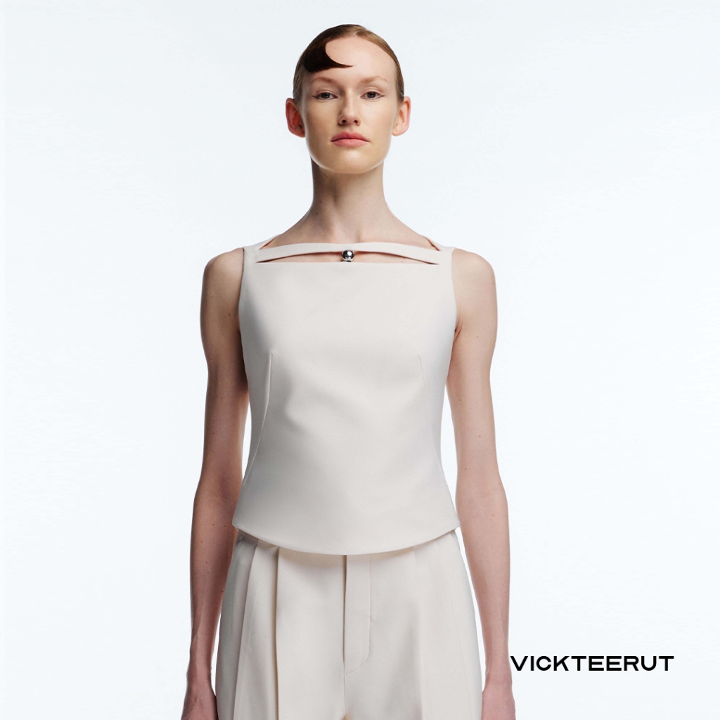 VICKTEERUT Boat Neck Sleeveless Blouse with Metallic Ball Detail เสื้อแขนกุด คอปาด ตกแต่งลูกบอลเมทัลลิค