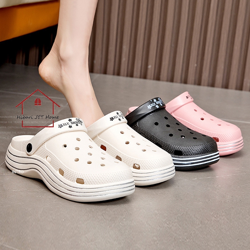 รองเท้าแตะผู้หญิง รองเท้าหัวโต แบบสวม รัดส้น พื้นนิ่ม แถมจิบิติดรองเท้า แฟชั่นผู้หญิง