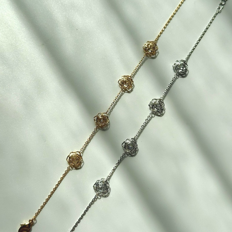 “Rose” bracelet | @socrush.bkk กำไลสร้อยข้อมือดอกไม้